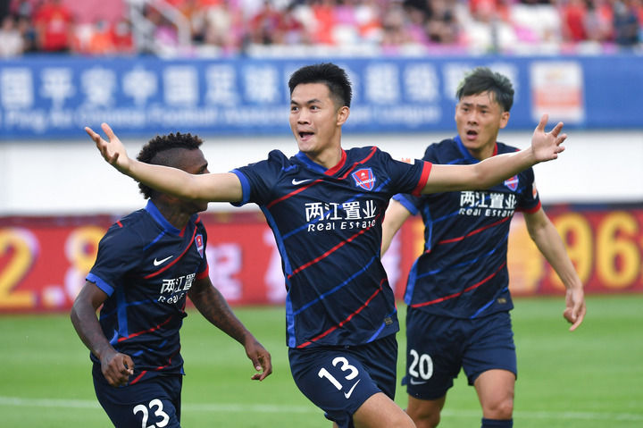 L项