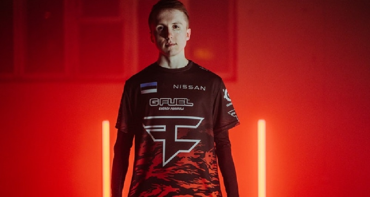 Falcons 正式签约 kyousuke